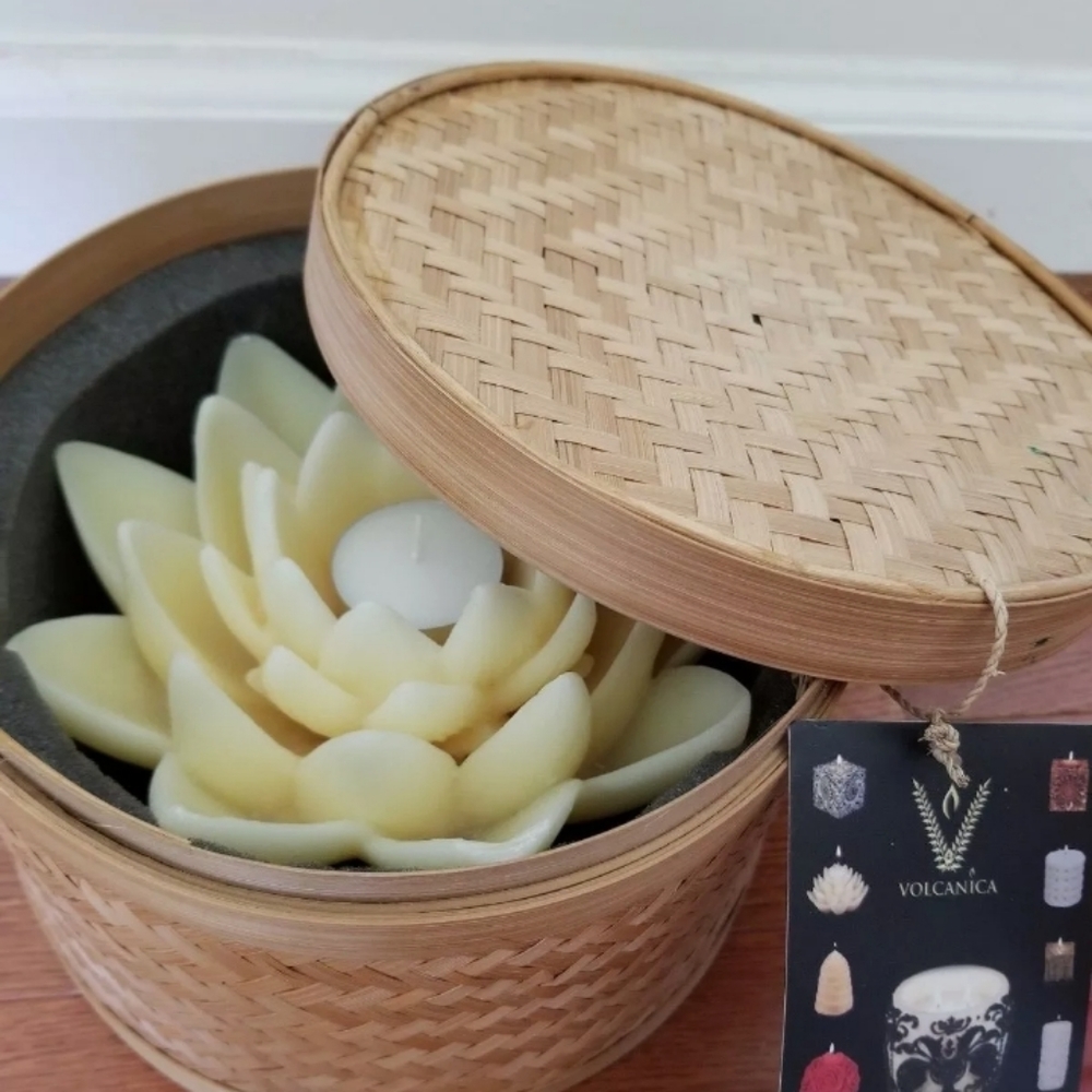 Jumbo Lotus Lily Candle Holder with Bamboo Case NWT